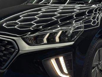 Hyundai IONIQ 1.6 h-GDi Premium DCT Euro 6 (s/s) 5dr