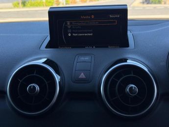 Audi A1 1.6 TDI Sport S Tronic Euro 6 (s/s) 3dr (Nav)