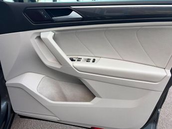 Volkswagen Tiguan 1.5 TSI EVO SEL DSG Euro 6 (s/s) 5dr