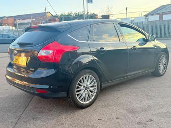 Ford Focus 1.0T EcoBoost Zetec Euro 5 (s/s) 5dr