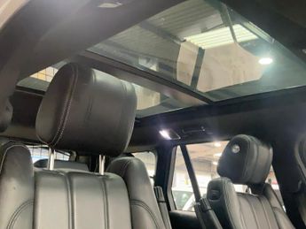 Land Rover Range Rover 4.4 SD V8 Vogue SE Auto 4WD Euro 6 (s/s) 5dr