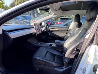 Tesla Model 3 (Dual Motor) Long Range Auto 4WDE 4dr