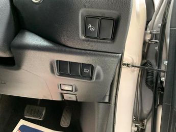 Toyota C-HR 1.8 VVT-h Dynamic CVT Euro 6 (s/s) 5dr