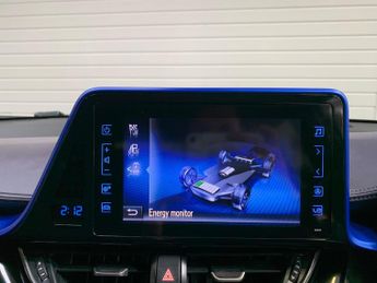 Toyota C-HR 1.8 VVT-h Dynamic CVT Euro 6 (s/s) 5dr