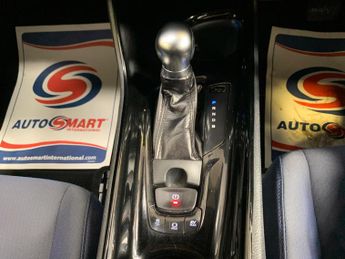 Toyota C-HR 1.8 VVT-h Dynamic CVT Euro 6 (s/s) 5dr