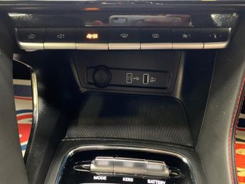 MG MG ZS 51.1kWh SE Auto 5dr