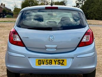 Vauxhall Corsa 1.4i 16v Club 5dr