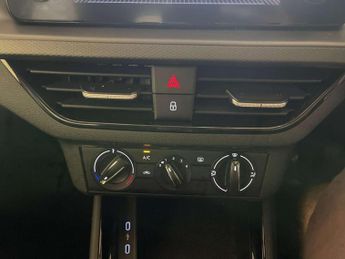 Skoda Kamiq 1.0 TSI SE SUV 5dr Petrol Manual Euro 6 (s/s) (115 ps)