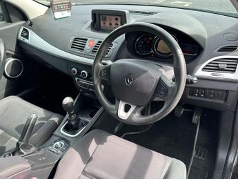 Renault Megane 1.5 dCi Dynamique TomTom Euro 4 5dr
