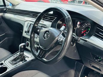 Volkswagen Passat 2.0 TDI BlueMotion Tech S DSG Euro 6 (s/s) 4dr