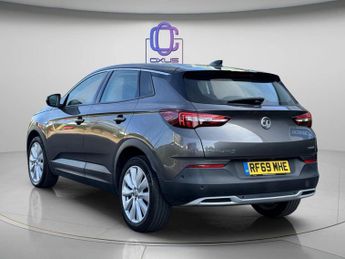 Vauxhall Grandland X 1.2 Turbo Elite Nav Auto Euro 6 (s/s) 5dr