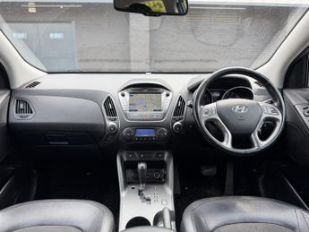 Hyundai ix35 2.0 CRDi SE Auto 4WD Euro 5 5dr (Nav)