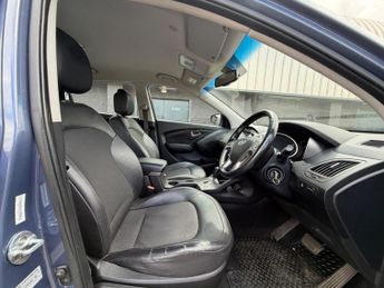 Hyundai ix35 2.0 CRDi SE Auto 4WD Euro 5 5dr (Nav)