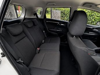 Honda Jazz 1.5 Petrol Hybrid Automatic 5 Seats 5dr