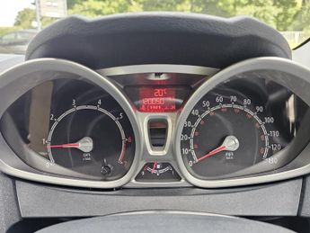 Ford Fiesta 1.4 Titanium 5dr