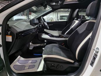 Kia EV6 77.4kWh GT-Line S Auto AWD 5dr