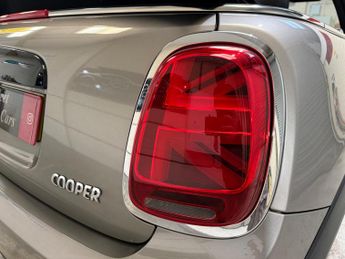 MINI Convertible 1.5 Cooper Steptronic Euro 6 (s/s) 2dr