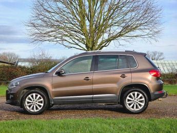 Volkswagen Tiguan 2.0 TDI BlueMotion Tech Match DSG 4WD Euro 5 (s/s) 5dr
