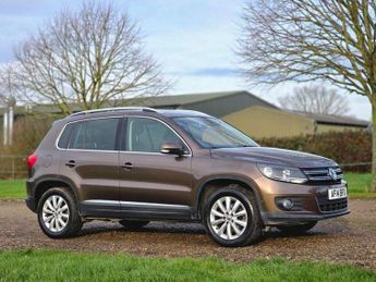 Volkswagen Tiguan 2.0 TDI BlueMotion Tech Match DSG 4WD Euro 5 (s/s) 5dr