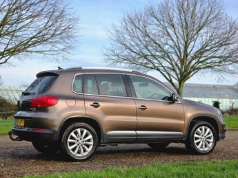 Volkswagen Tiguan 2.0 TDI BlueMotion Tech Match DSG 4WD Euro 5 (s/s) 5dr