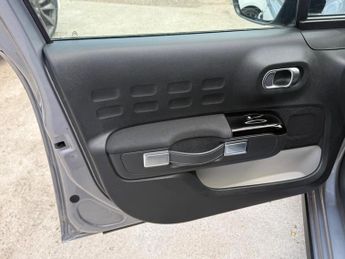 Citroen C3 1.2 PureTech PLUS EAT6 Euro 6 (s/s) 5dr