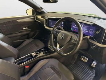Vauxhall Mokka Electric 50kWh Launch Edition SUV 5dr Electric Auto (136 ps)