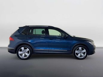 Volkswagen Tiguan 2.0 TDI Life SUV 5dr Diesel Manual Euro 6 (s/s) (150 ps)