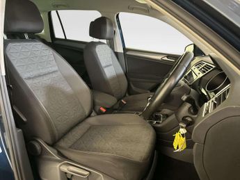 Volkswagen Tiguan 2.0 TDI Life SUV 5dr Diesel Manual Euro 6 (s/s) (150 ps)