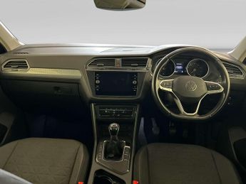 Volkswagen Tiguan 2.0 TDI Life SUV 5dr Diesel Manual Euro 6 (s/s) (150 ps)