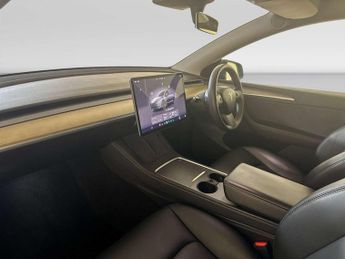 Tesla Model Y (Dual Motor) Performance SUV 5dr Electric Auto 4WDE (426 bhp)