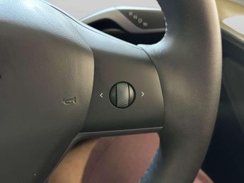 Tesla Model Y (Dual Motor) Performance SUV 5dr Electric Auto 4WDE (426 bhp)