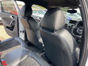 Audi A1 1.6 TDI Black Edition Sportback S Tronic Euro 6 (s/s) 5dr