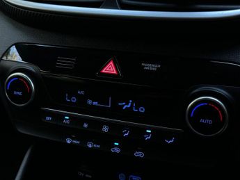 Hyundai TUCSON 1.6 T-GDi SE Nav DCT Euro 6 (s/s) 5dr