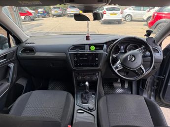 Volkswagen Tiguan Allspace 2.0 TDI SE Nav DSG 4Motion Euro 6 (s/s) 5dr