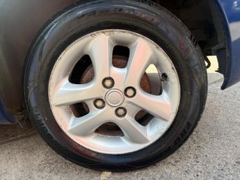 Toyota Yaris Verso 1.3 VVT-i Verso GLS 5dr