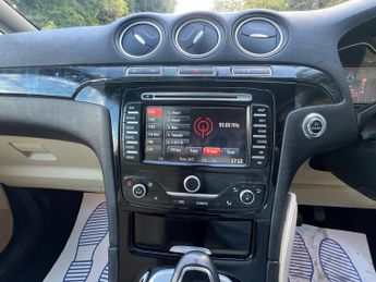 Ford Galaxy 2.0T EcoBoost Titanium Powershift Euro 5 5dr