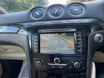 Ford Galaxy 2.0T EcoBoost Titanium Powershift Euro 5 5dr