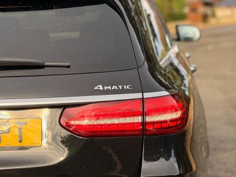 Mercedes-Benz E Class 2.0 E300dh MHEV AMG Line (Premium) G-Tronic+ 4MATIC Euro 6 (s/s)