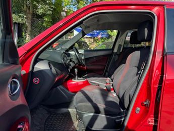 Nissan Juke 1.6 Acenta CVT Euro 5 5dr