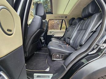 Land Rover Range Rover 4.4 SD V8 Autobiography Auto 4WD Euro 6 (s/s) 5dr