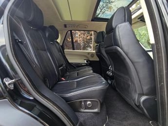 Land Rover Range Rover 4.4 SD V8 Autobiography Auto 4WD Euro 6 (s/s) 5dr