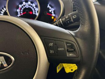Kia Venga 1.6 3 MPV 5dr Petrol Auto Euro 6 (123 bhp)