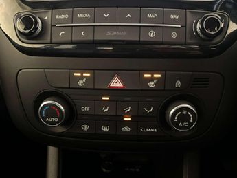 Kia Venga 1.6 3 MPV 5dr Petrol Auto Euro 6 (123 bhp)