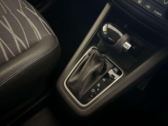 Kia Venga 1.6 3 MPV 5dr Petrol Auto Euro 6 (123 bhp)