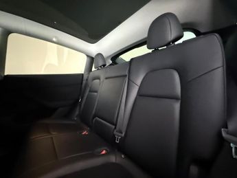 Tesla Model Y (Dual Motor) Long Range SUV 5dr Electric Auto 4WDE (384 bhp)
