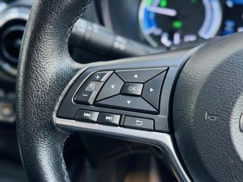 Nissan Juke 1.0 DIG-T N-Connecta DCT Auto Euro 6 (s/s) 5dr