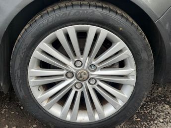 Vauxhall Insignia 2.0 CDTi Elite Nav Auto Euro 5 5dr