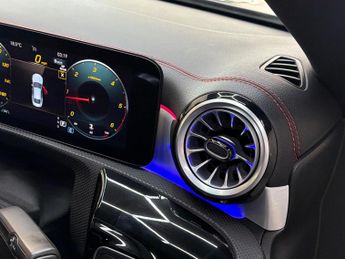 Mercedes-Benz CLA 2.0 CLA220d AMG Line Night Edition (Premium Plus) Coupe 8G-DCT E