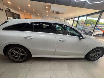 Mercedes-Benz CLA 2.0 CLA220d AMG Line Shooting Brake 8G-DCT Euro 6 (s/s) 5dr