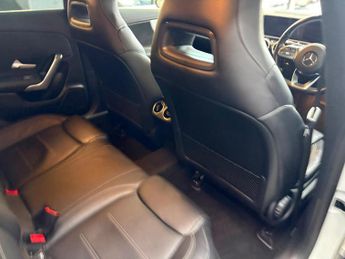 Mercedes-Benz CLA 2.0 CLA220d AMG Line Shooting Brake 8G-DCT Euro 6 (s/s) 5dr